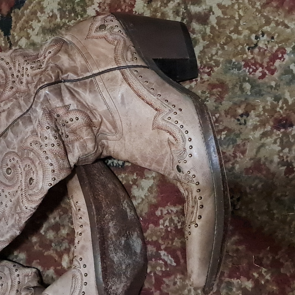 Corral Cowboy Boots - Picture 2 of 8